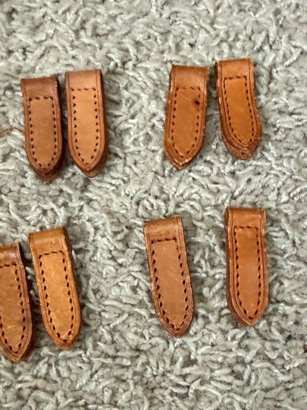 Louis Vuitton bag Tabs